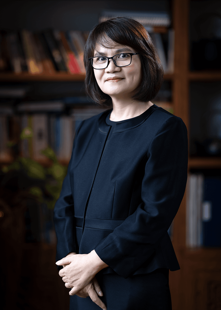 Bà Phạm Minh Hương